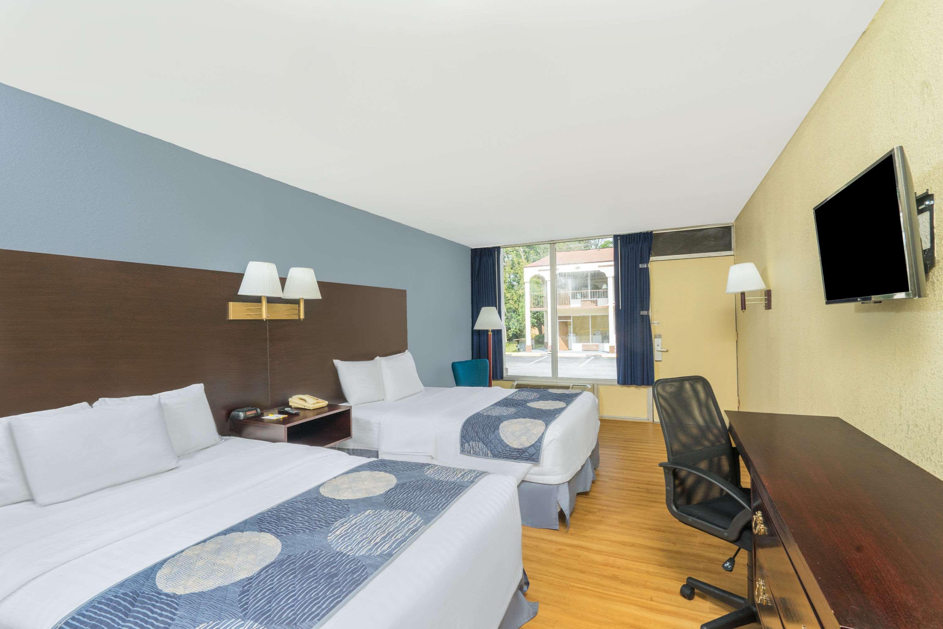 Days Inn By Wyndham Statesville Buitenkant foto