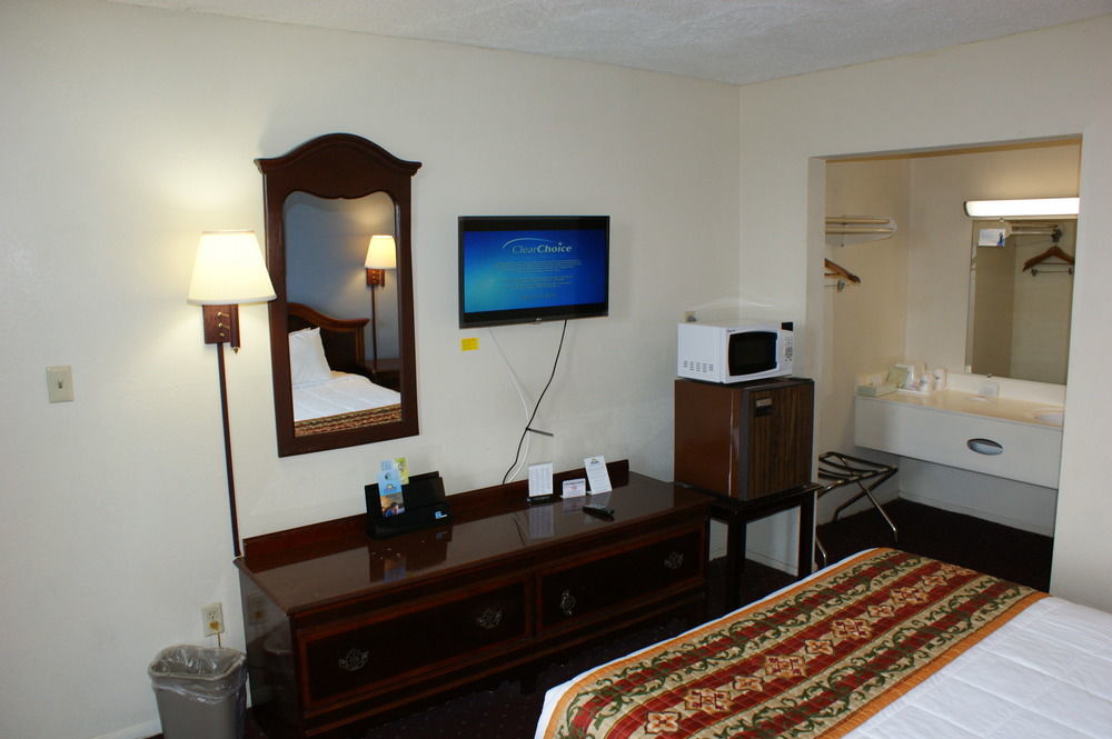 Days Inn By Wyndham Statesville Buitenkant foto
