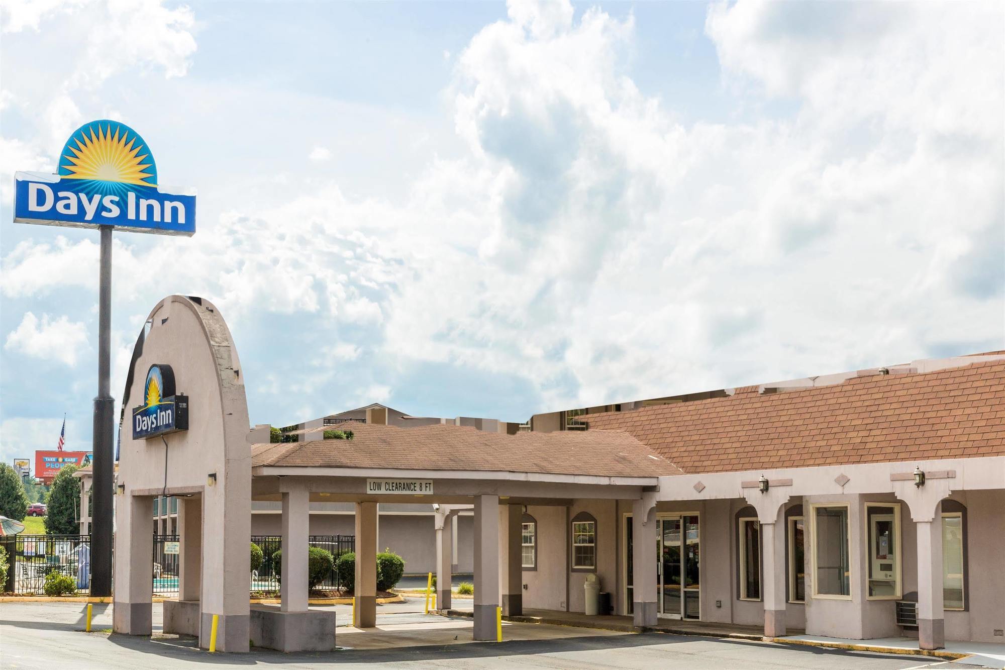 Days Inn By Wyndham Statesville Buitenkant foto